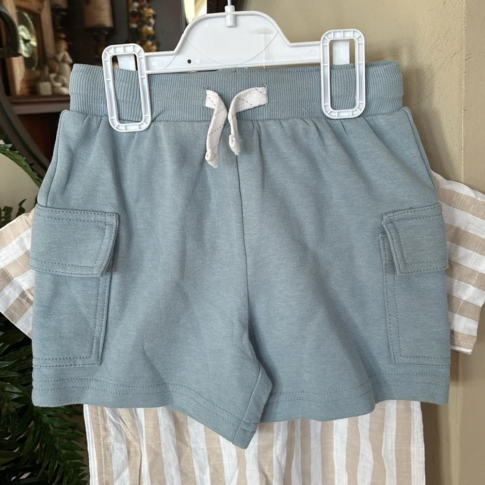 Brand New Tommy Bahama 2-Piece Set Striped Casual Button Down Shirt Cargo Shorts
